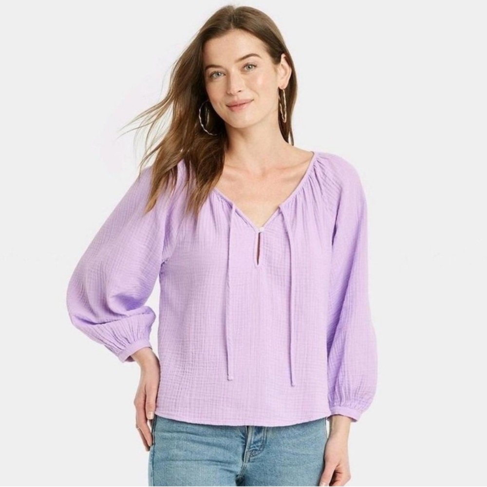 Universal Thread Lavender Women's Blouse ballon sleeveless size XL. New with tag